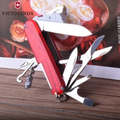 Victorinox Traveller Lite - Red Transparent -Summit Outfitters 1.7905.AVT 6 600x600 e128f41d 4078 4d24 ad2d d6ef8172b257
