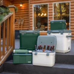 STANLEY® Adventure Cooler 16QT -Summit Outfitters 16 03b709fd 4ede 413b a570 37cd9d53e1be