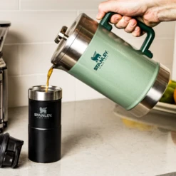 Stanley Classic Vacuum French Press 48oz - Hammertone Green -Summit Outfitters 48 ccbf1744 0fa5 4277 a88d 98c764a6f19d