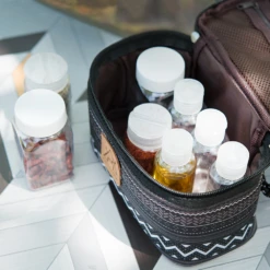 KZM Spicy Box M 8 KZM Spicy Box M -Summit Outfitters K9T3K002 04