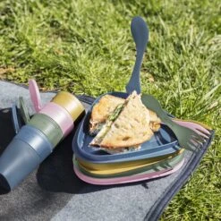 Light My Fire Eat´n Drink Kit BIO For 4 Nature -Summit Outfitters aab37a8d72f2268e6bf323982a0948c0